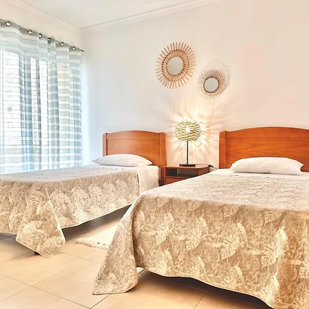 Appartement Lovely Beachfront With Aircon/wifi *