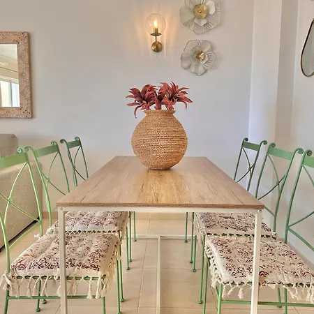 Apartament Lovely Beachfront With Aircon/wifi Portimão