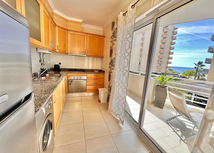 Prime Beachfront Living - Sea View, Large Balcony & Private Garage